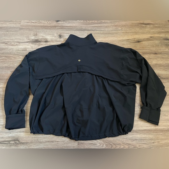 Lululemon Relaxed Define Jacket Black W/ Gold Zippers Size 8 - Picture 7 of 11